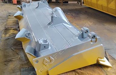 A batch of 3 semispherical bulldozer blades from Professional shipped to Italy!